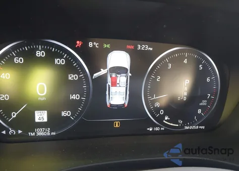 2019 Volvo Xc60 T5 Momentum из США, поврежденный, VIN LYV102RK5KB283652